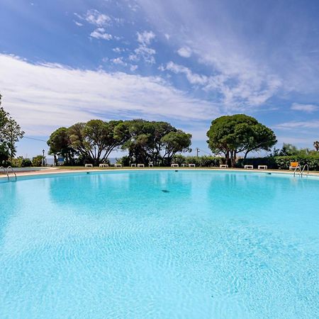 Apartment With 2 Bedrooms, 2M To The Beach Armação de Pêra Kültér fotó